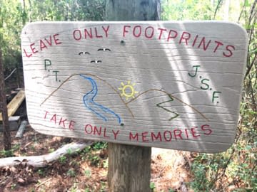 pioneer-trail-sign