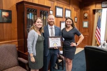 PHOTO-Veteran of the Month